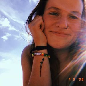 Meet your Posher, Carly